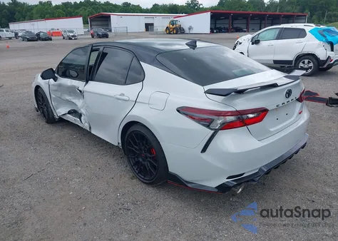 2021 Toyota Camry Trd z USA, uszkodzony, nr VIN 4T1KZ1AK0MU058902